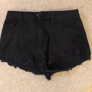 BDG BLACK SHORTS